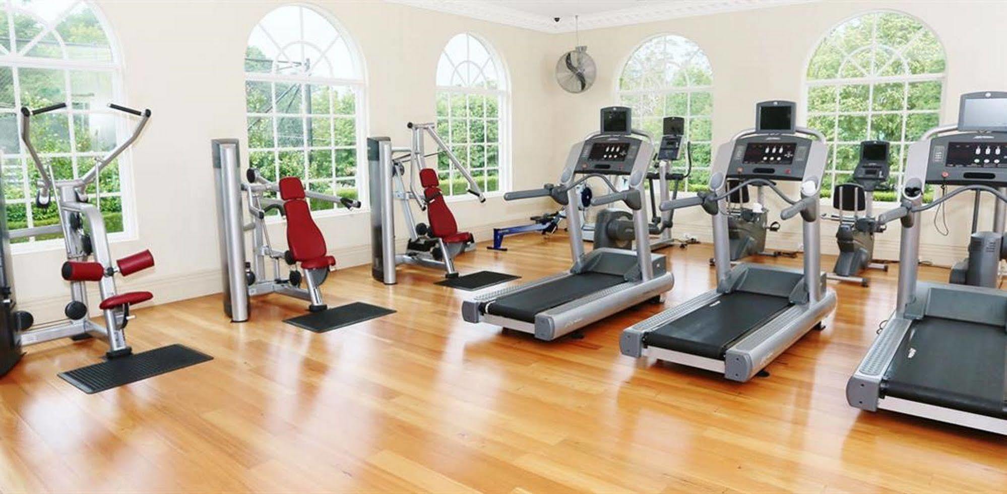 בואוראל Milton Park Country House Hotel & Spa מראה חיצוני תמונה